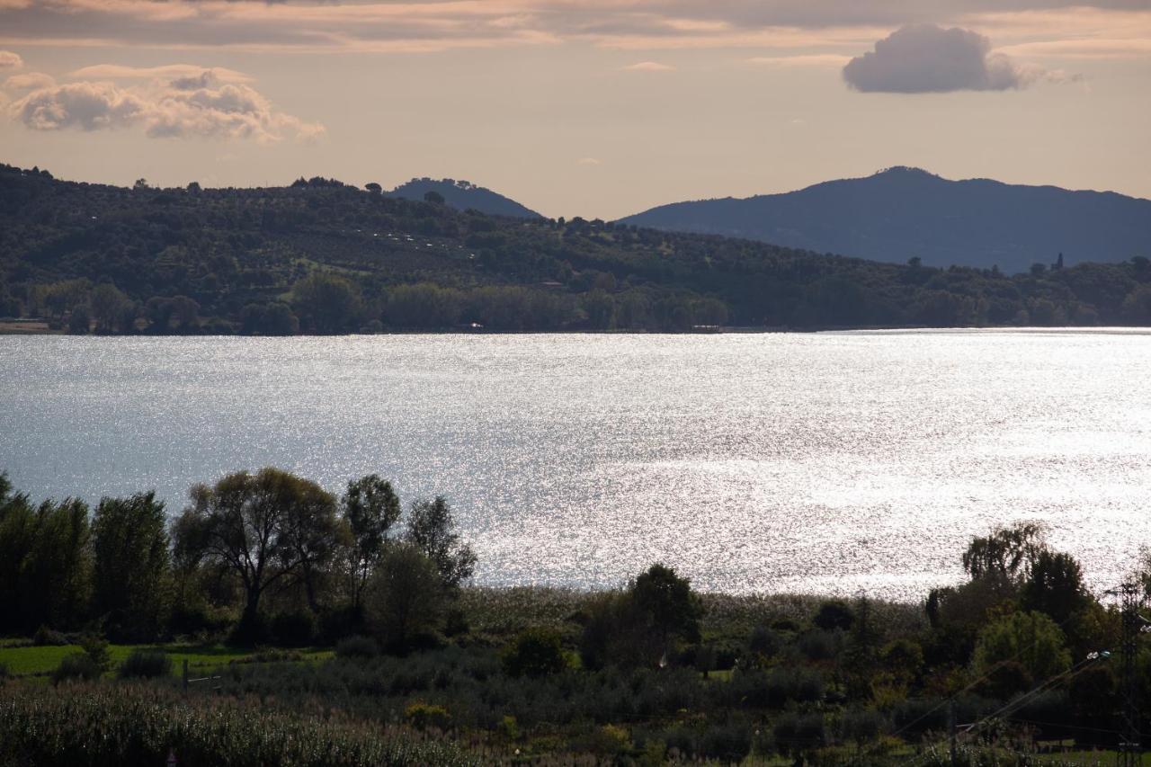 Villa Dei Tramonti Passignano sul Trasimeno Exterior foto